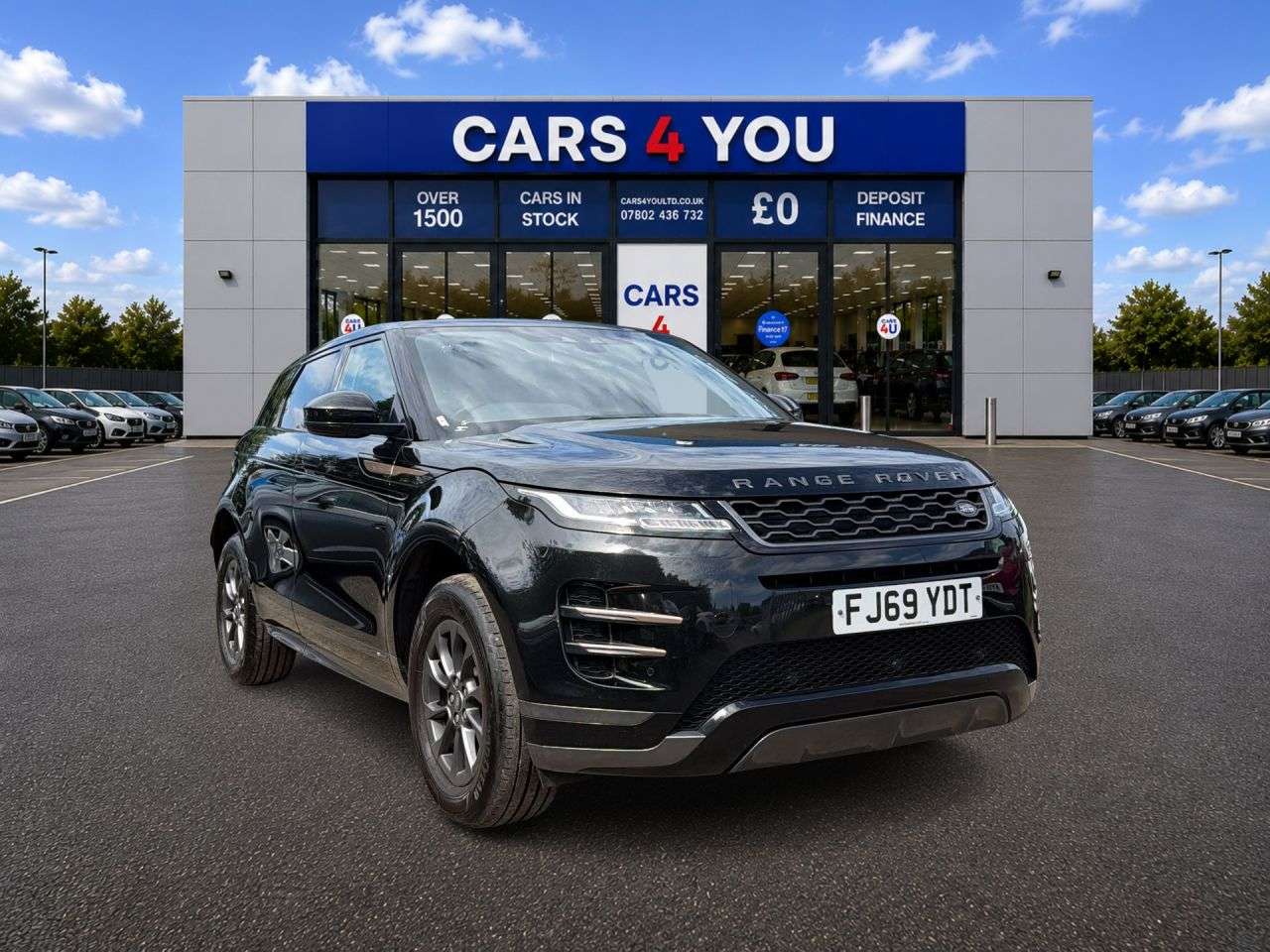 A 2019 LAND ROVER RANGE ROVER EVOQUE 2.0 D180 R-Dynamic SUV 5dr Diesel Auto 4WD Euro 6 (s/s) (180 ps) A 2019 LAND ROVER RANGE ROVER EVOQUE 2.0 D180 R-Dynamic SUV 5dr Diesel Auto 4WD Euro 6 (s/s) (180 ps)