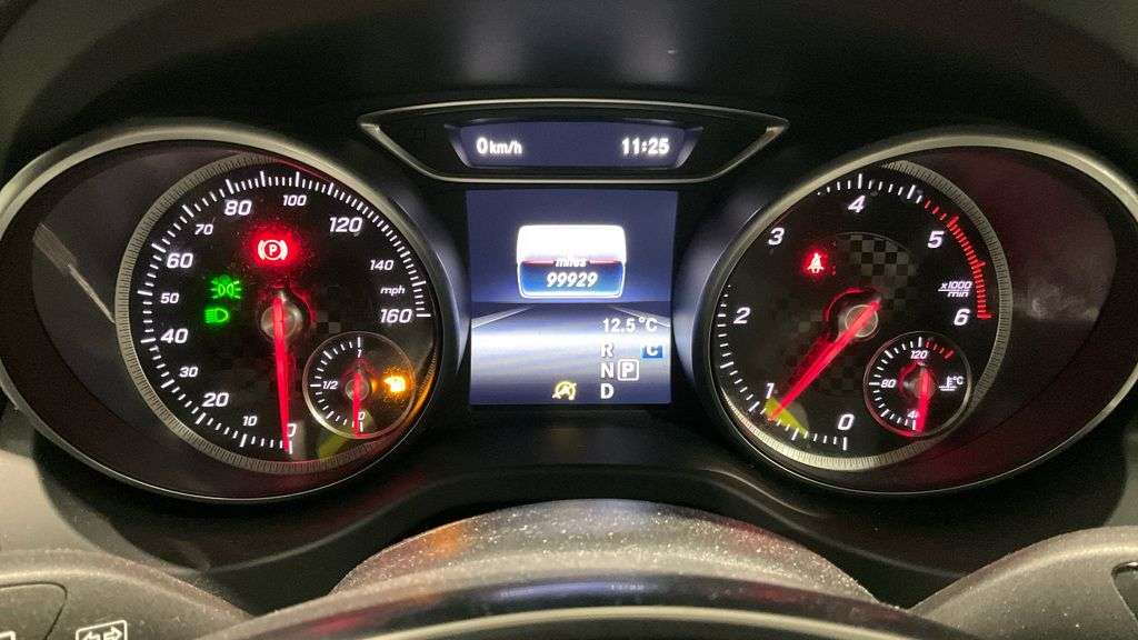 2017 MERCEDES-BENZ A CLASS 2017 MERCEDES-BENZ A CLASS