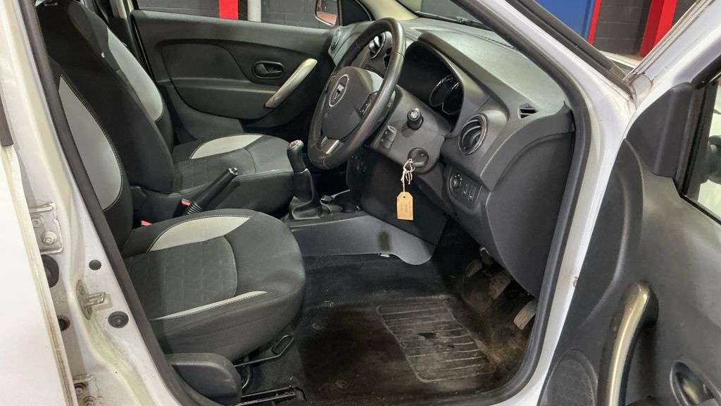 2015 DACIA SANDERO STEPWAY 2015 DACIA SANDERO STEPWAY