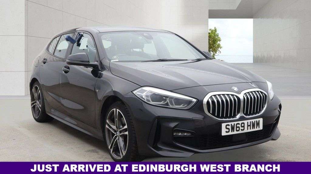 A 2020 BMW 1 SERIES 1.5 118i M Sport Hatchback 5dr Petrol Manual Euro 6 (s/s) (140 ps) A 2020 BMW 1 SERIES 1.5 118i M Sport Hatchback 5dr Petrol Manual Euro 6 (s/s) (140 ps)