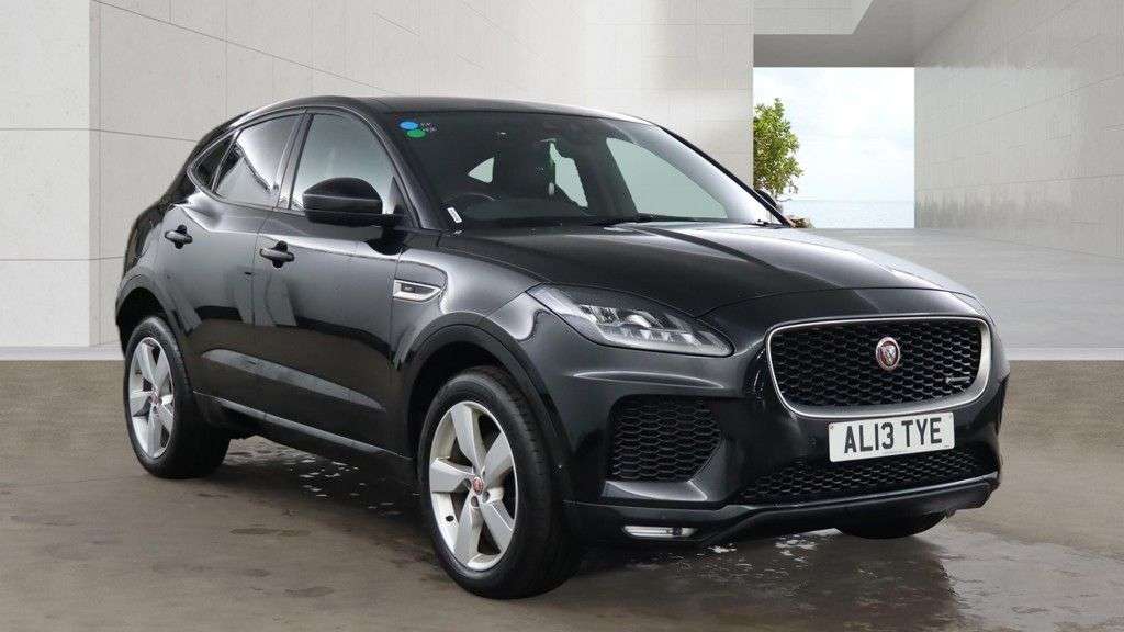 A 2018 JAGUAR E-PACE 2.0 D180 R-Dynamic SE SUV 5dr Diesel Auto AWD Euro 6 (s/s) (180 ps) A 2018 JAGUAR E-PACE 2.0 D180 R-Dynamic SE SUV 5dr Diesel Auto AWD Euro 6 (s/s) (180 ps)