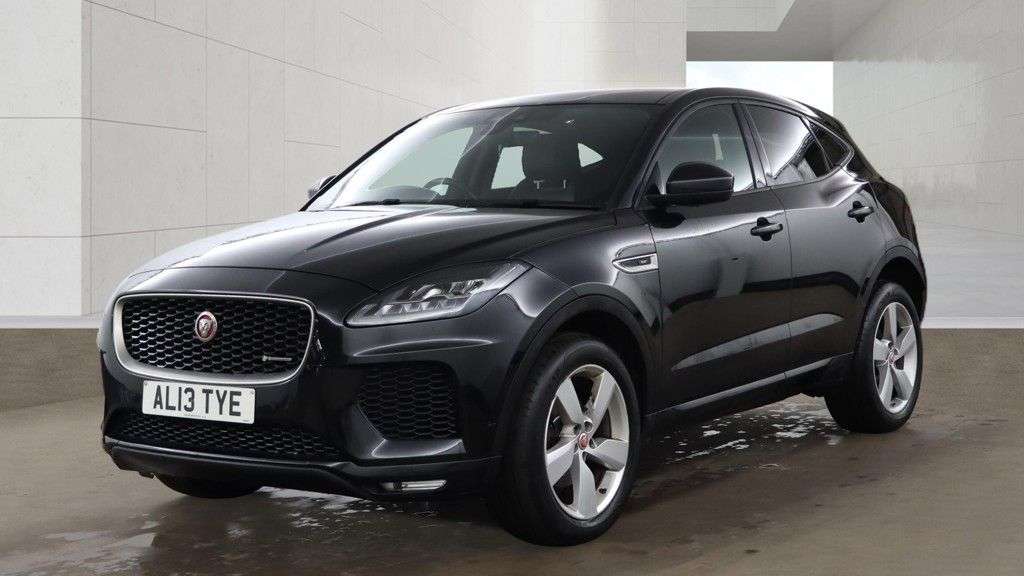 A 2018 JAGUAR E-PACE 2.0 D180 R-Dynamic SE SUV 5dr Diesel Auto AWD Euro 6 (s/s) (180 ps) A 2018 JAGUAR E-PACE 2.0 D180 R-Dynamic SE SUV 5dr Diesel Auto AWD Euro 6 (s/s) (180 ps)