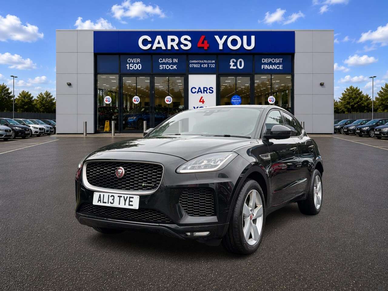 A 2018 JAGUAR E-PACE 2.0 D180 R-Dynamic SE SUV 5dr Diesel Auto AWD Euro 6 (s/s) (180 ps) A 2018 JAGUAR E-PACE 2.0 D180 R-Dynamic SE SUV 5dr Diesel Auto AWD Euro 6 (s/s) (180 ps)