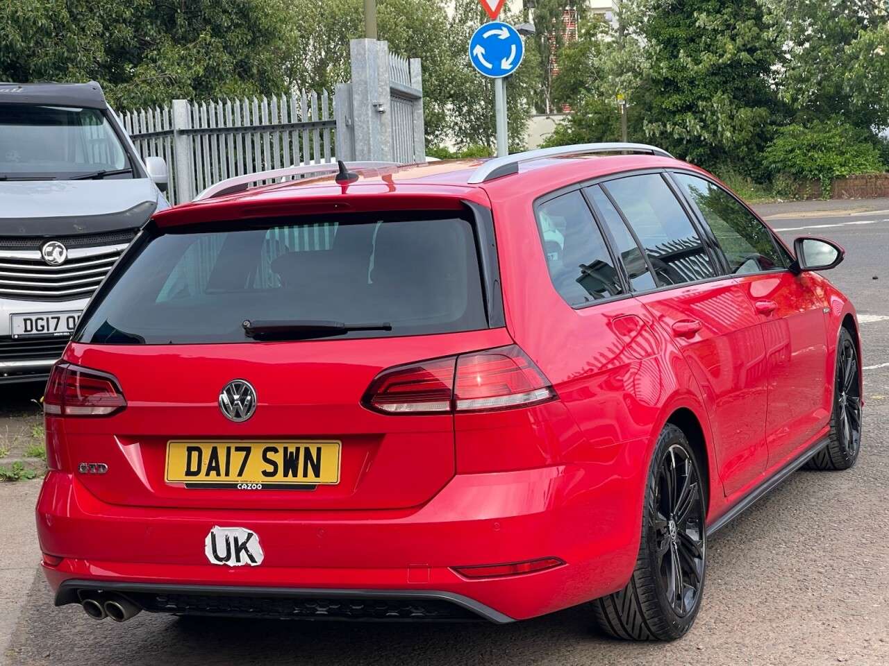 2017 VOLKSWAGEN GOLF 2017 VOLKSWAGEN GOLF