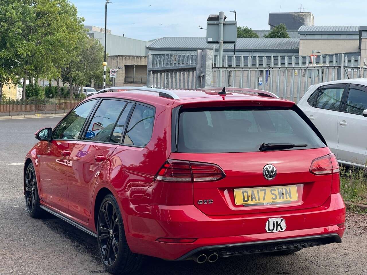 2017 VOLKSWAGEN GOLF 2017 VOLKSWAGEN GOLF