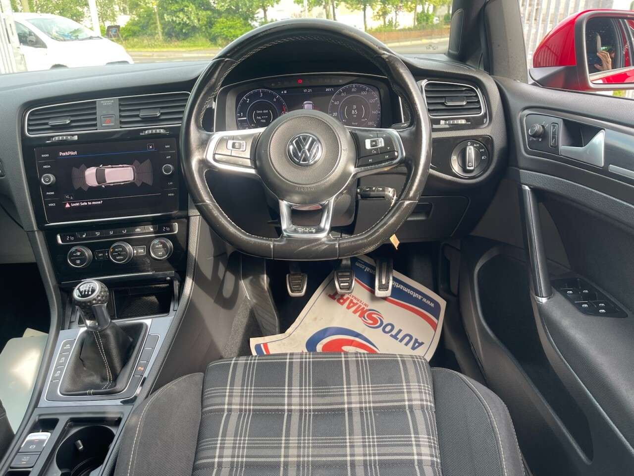 2017 VOLKSWAGEN GOLF 2017 VOLKSWAGEN GOLF