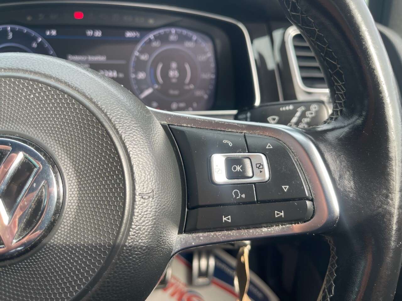 2017 VOLKSWAGEN GOLF 2017 VOLKSWAGEN GOLF