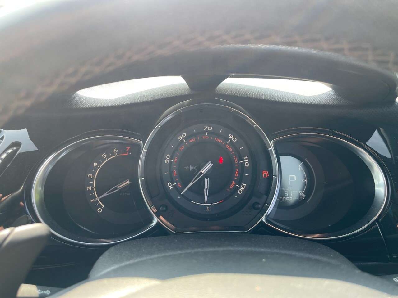 2019 DS AUTOMOBILES DS 3 2019 DS AUTOMOBILES DS 3