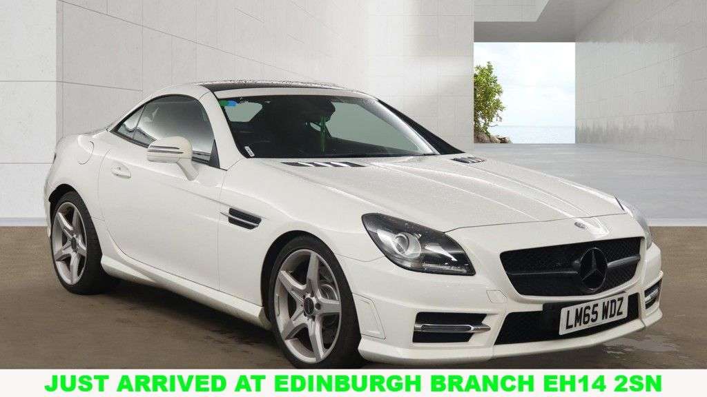 A 2015 MERCEDES-BENZ SLK 2.1 SLK250d AMG Sport Convertible 2dr Diesel G-Tronic Euro 6 (s/s) (204 ps) A 2015 MERCEDES-BENZ SLK 2.1 SLK250d AMG Sport Convertible 2dr Diesel G-Tronic Euro 6 (s/s) (204 ps)