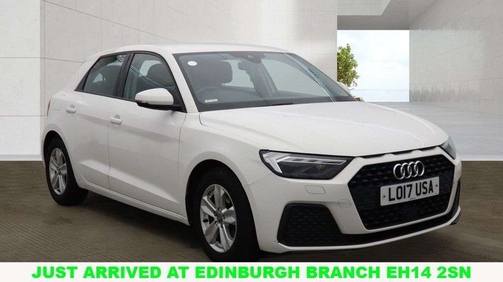 A 2019 AUDI A1 1.0 TFSI 30 SE Sportback 5dr Petrol Manual Euro 6 (s/s) (116 ps) A 2019 AUDI A1 1.0 TFSI 30 SE Sportback 5dr Petrol Manual Euro 6 (s/s) (116 ps)