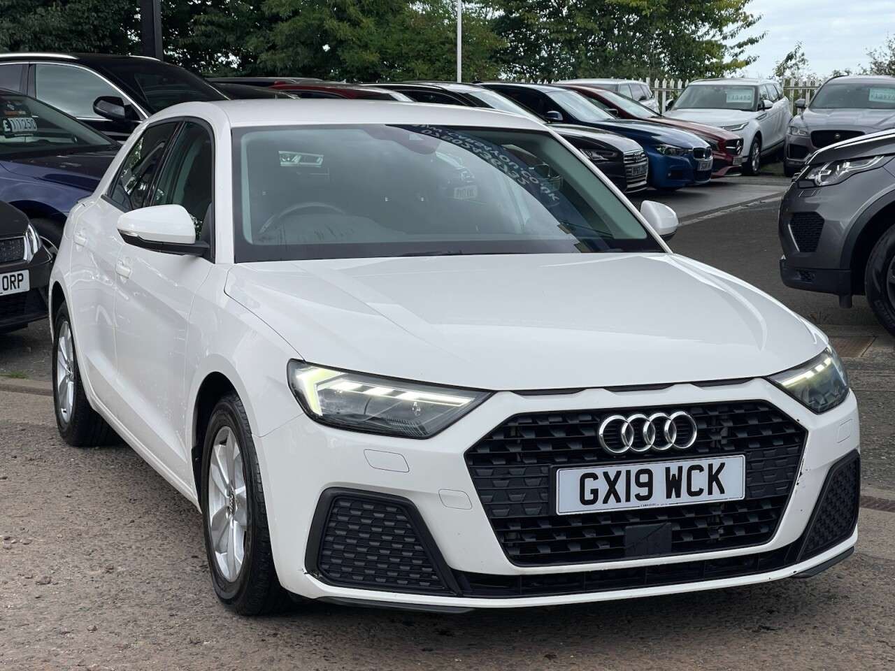 A 2019 AUDI A1 1.0 TFSI 30 SE Sportback 5dr Petrol Manual Euro 6 (s/s) (116 ps) A 2019 AUDI A1 1.0 TFSI 30 SE Sportback 5dr Petrol Manual Euro 6 (s/s) (116 ps)