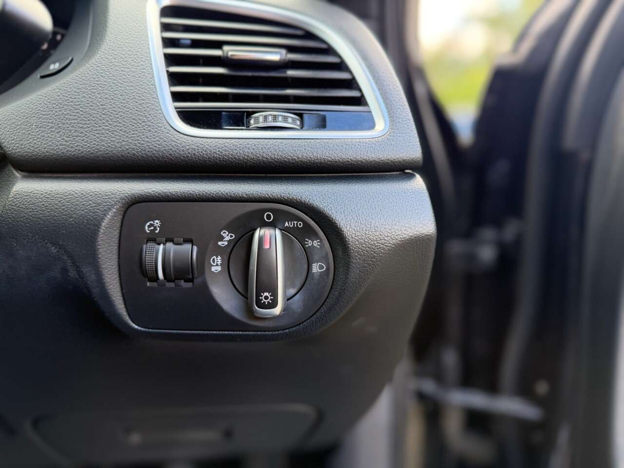 2018 AUDI Q3 2018 AUDI Q3