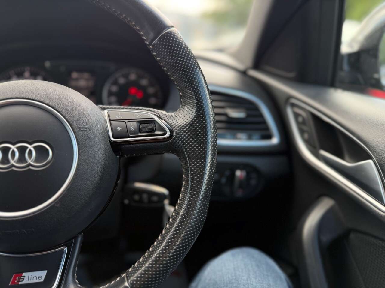 2018 AUDI Q3 2018 AUDI Q3