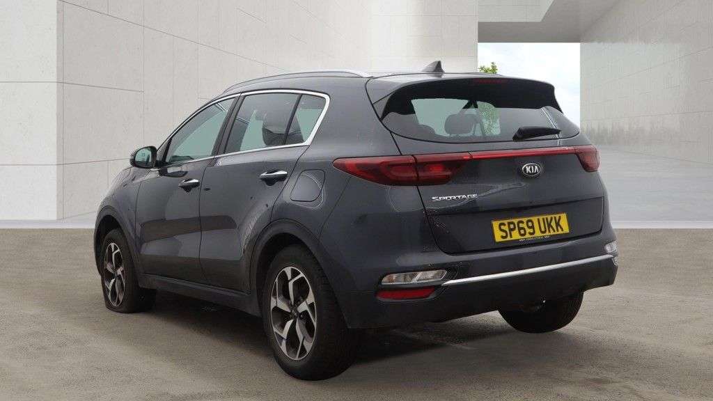 A 2019 KIA SPORTAGE 1.6 GDi 2 SUV 5dr Petrol Manual Euro 6 (s/s) (130 bhp) A 2019 KIA SPORTAGE 1.6 GDi 2 SUV 5dr Petrol Manual Euro 6 (s/s) (130 bhp)
