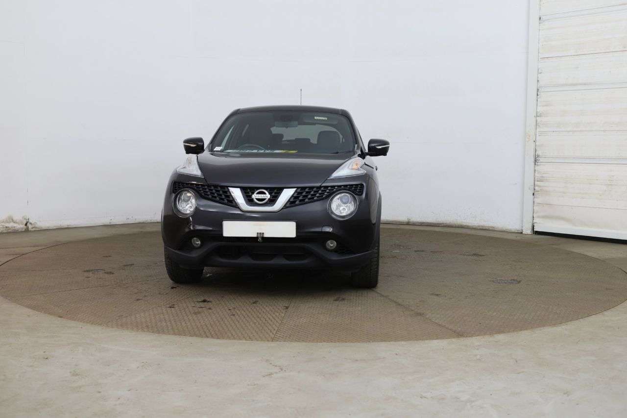 A 2017 NISSAN JUKE 1.5 dCi Tekna SUV 5dr Diesel Manual Euro 6 (s/s) (110 ps) SERVICE RECORD + A 2017 NISSAN JUKE 1.5 dCi Tekna SUV 5dr Diesel Manual Euro 6 (s/s) (110 ps) SERVICE RECORD +
