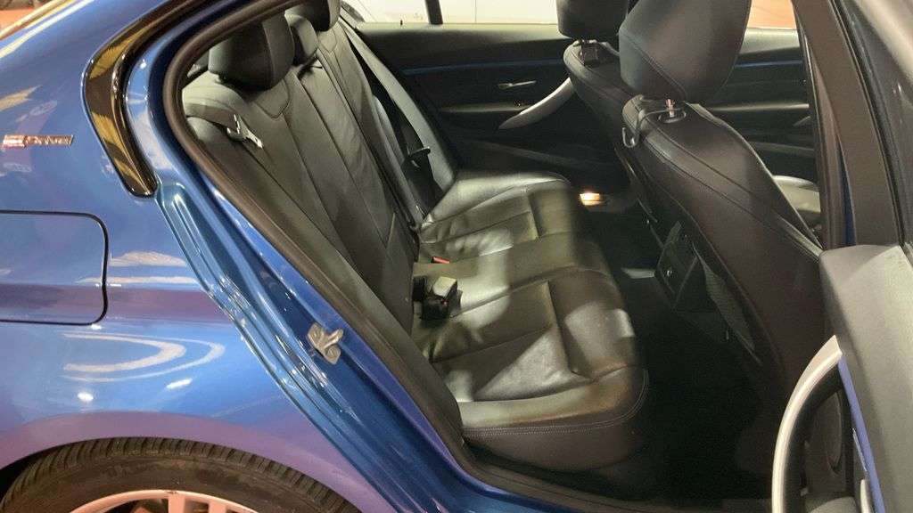 2018 BMW 3 SERIES 2018 BMW 3 SERIES