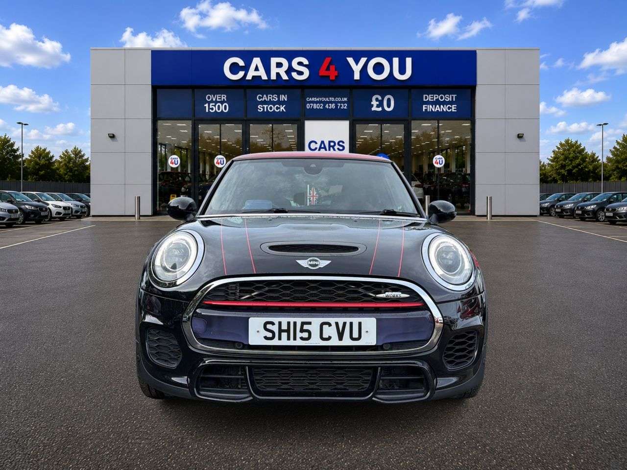 A 2015 MINI MINI JOHN COOPER WORKS A 2015 MINI MINI JOHN COOPER WORKS