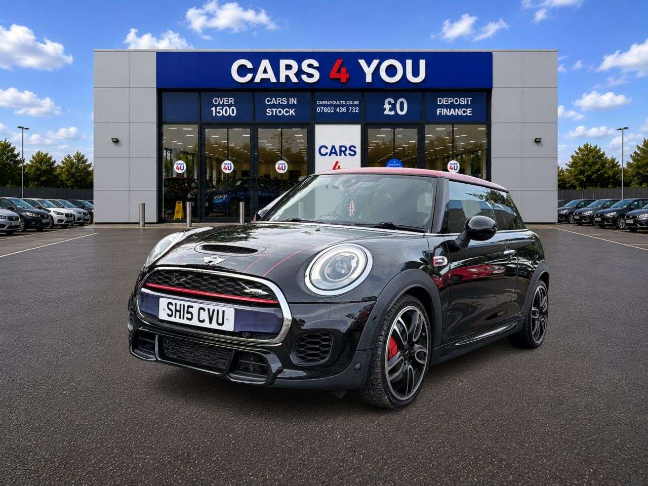 A 2015 MINI MINI JOHN COOPER WORKS A 2015 MINI MINI JOHN COOPER WORKS