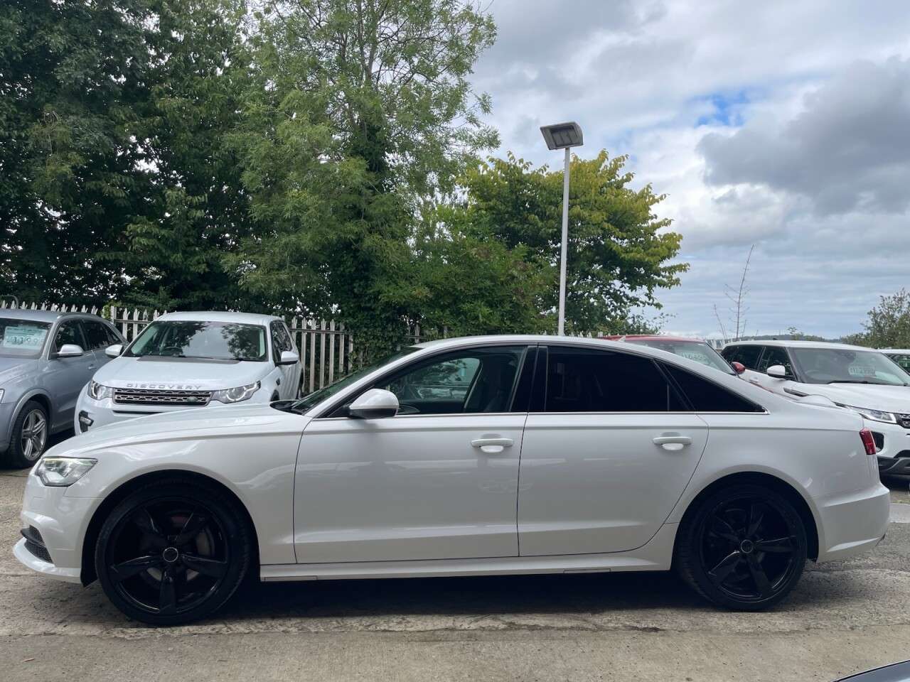 A 2016 AUDI A6 SALOON 3.0 TDI V6 SE Executive Saloon 4dr Diesel S Tronic quattro Euro 6 (s/s) (21 A 2016 AUDI A6 SALOON 3.0 TDI V6 SE Executive Saloon 4dr Diesel S Tronic quattro Euro 6 (s/s) (21