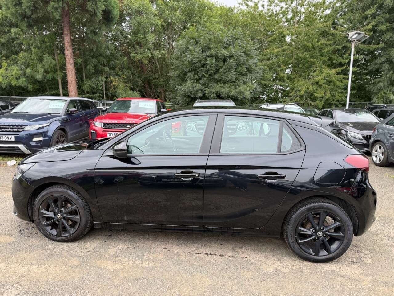 A 2020 VAUXHALL CORSA 1.2 SE Hatchback 5dr Petrol Manual Euro 6 (75 ps) A 2020 VAUXHALL CORSA 1.2 SE Hatchback 5dr Petrol Manual Euro 6 (75 ps)
