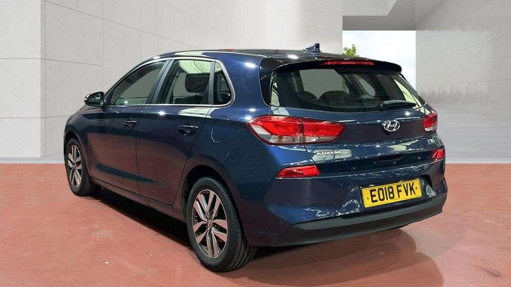 A 2018 HYUNDAI I30 1.0 T-GDi Blue Drive SE Hatchback 5dr Petrol Manual Euro 6 (s/s) (120 ps) A 2018 HYUNDAI I30 1.0 T-GDi Blue Drive SE Hatchback 5dr Petrol Manual Euro 6 (s/s) (120 ps)