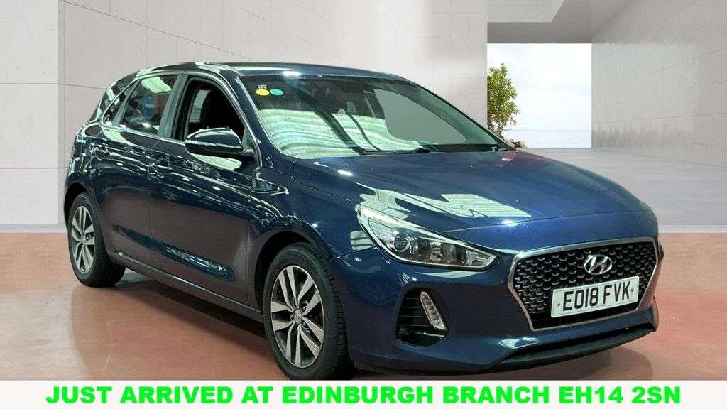 A 2018 HYUNDAI I30 1.0 T-GDi Blue Drive SE Hatchback 5dr Petrol Manual Euro 6 (s/s) (120 ps) A 2018 HYUNDAI I30 1.0 T-GDi Blue Drive SE Hatchback 5dr Petrol Manual Euro 6 (s/s) (120 ps)