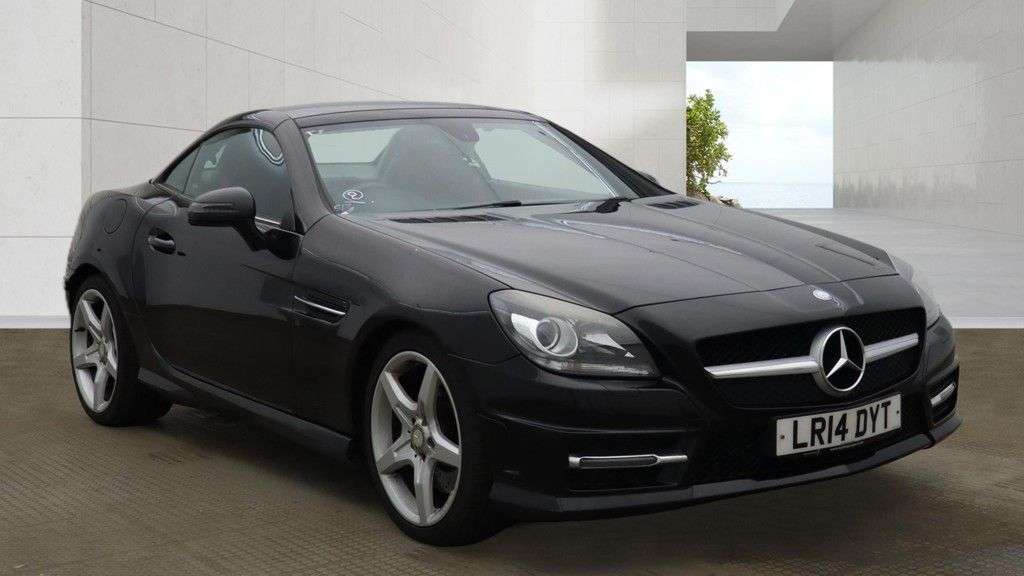 A 2014 MERCEDES-BENZ SLK 2.1 SLK250 CDI AMG Sport Convertible 2dr Diesel G-Tronic+ Euro 5 (s/s) (204 A 2014 MERCEDES-BENZ SLK 2.1 SLK250 CDI AMG Sport Convertible 2dr Diesel G-Tronic+ Euro 5 (s/s) (204