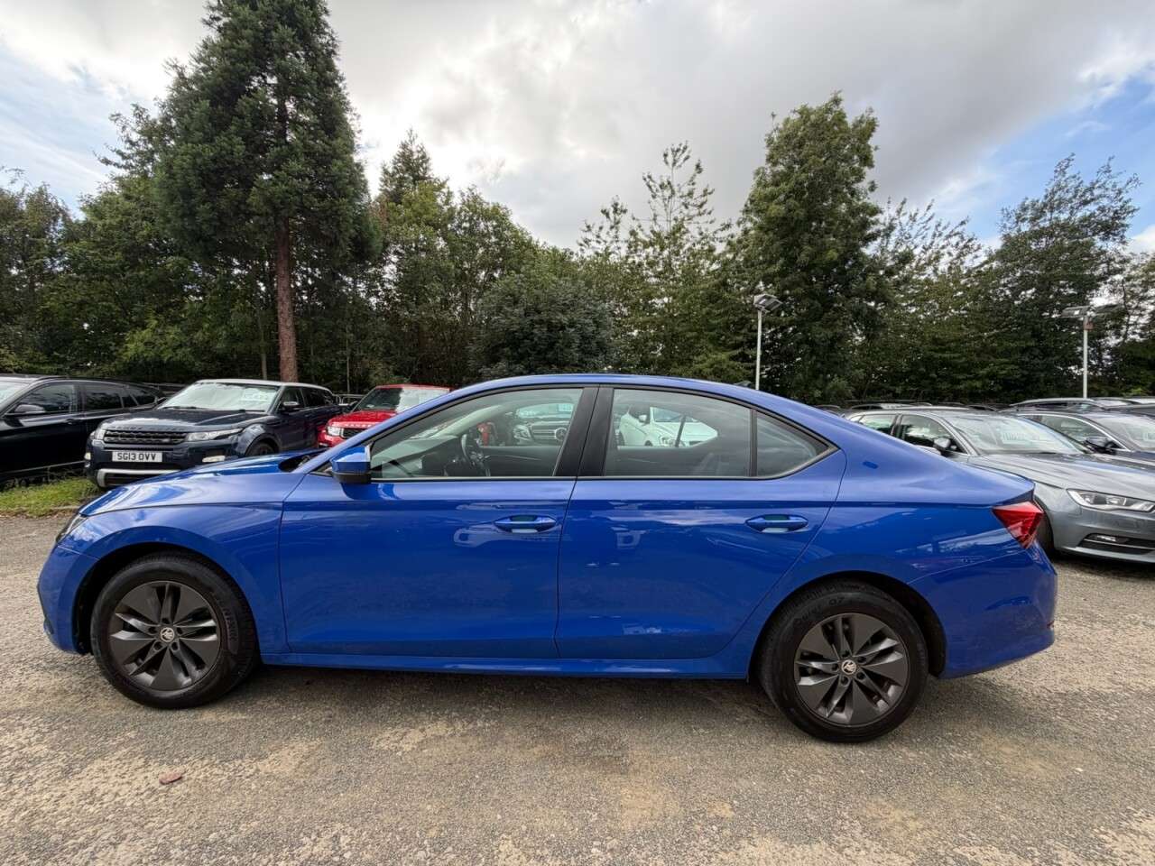 A 2024 SKODA OCTAVIA 1.0 TSI e-TEC MHEV SE Hatchback 5dr Petrol Hybrid DSG Euro 6 (s/s) (110 ps) A 2024 SKODA OCTAVIA 1.0 TSI e-TEC MHEV SE Hatchback 5dr Petrol Hybrid DSG Euro 6 (s/s) (110 ps)