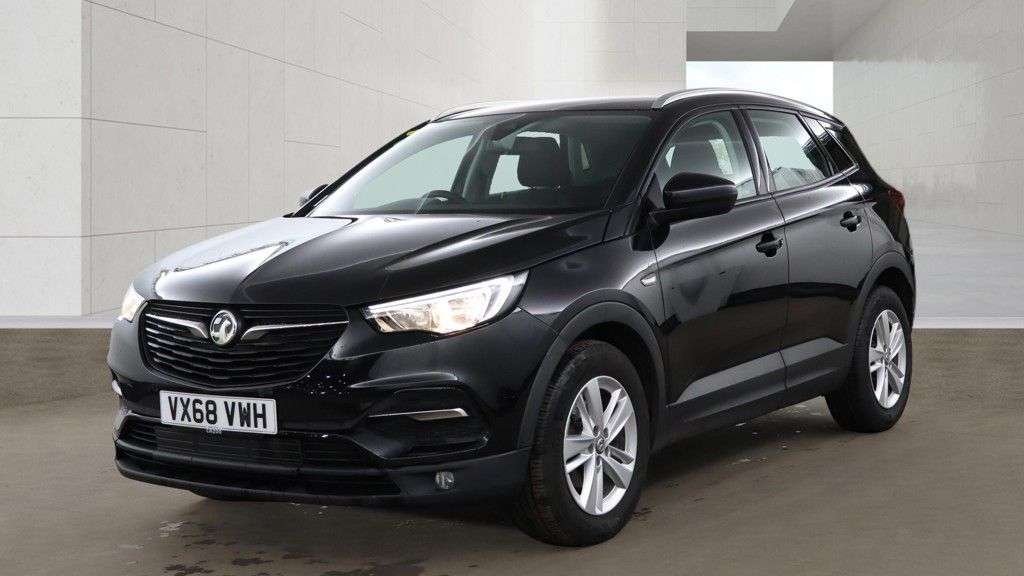 A 2018 VAUXHALL GRANDLAND X 1.2 Turbo SE SUV 5dr Petrol Manual Euro 6 (s/s) (130 ps) A 2018 VAUXHALL GRANDLAND X 1.2 Turbo SE SUV 5dr Petrol Manual Euro 6 (s/s) (130 ps)