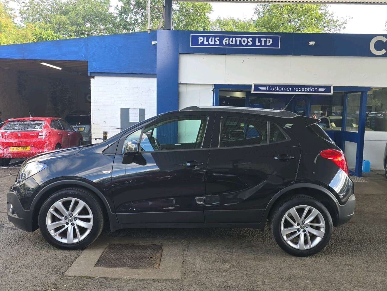 A 2016 VAUXHALL MOKKA 1.4i Turbo Tech Line SUV 5dr Petrol Manual 2WD Euro 6 (s/s) (140 ps) A 2016 VAUXHALL MOKKA 1.4i Turbo Tech Line SUV 5dr Petrol Manual 2WD Euro 6 (s/s) (140 ps)