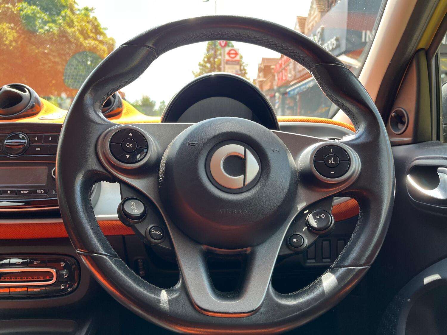 2015 SMART FORFOUR 2015 SMART FORFOUR