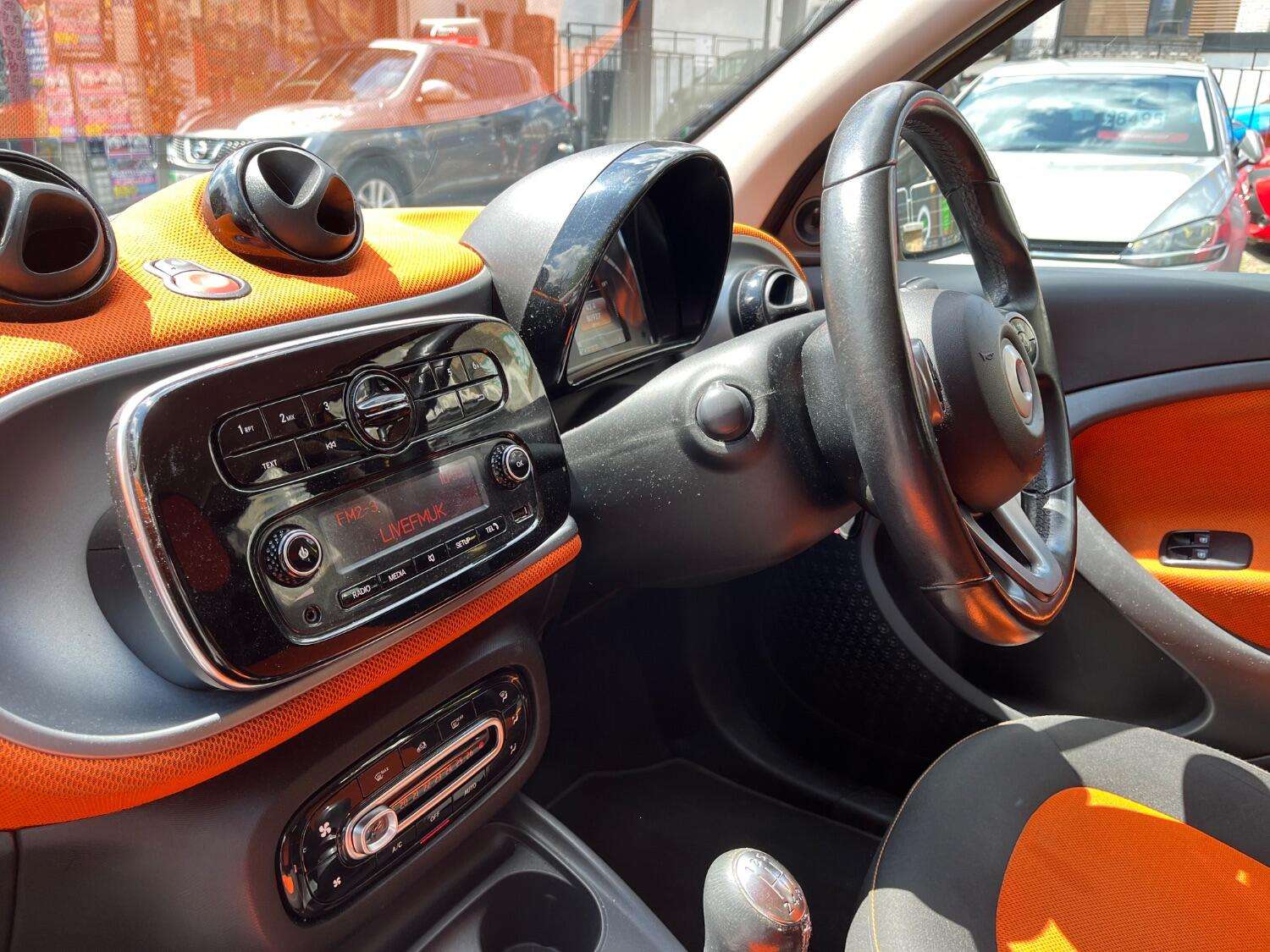 2015 SMART FORFOUR 2015 SMART FORFOUR