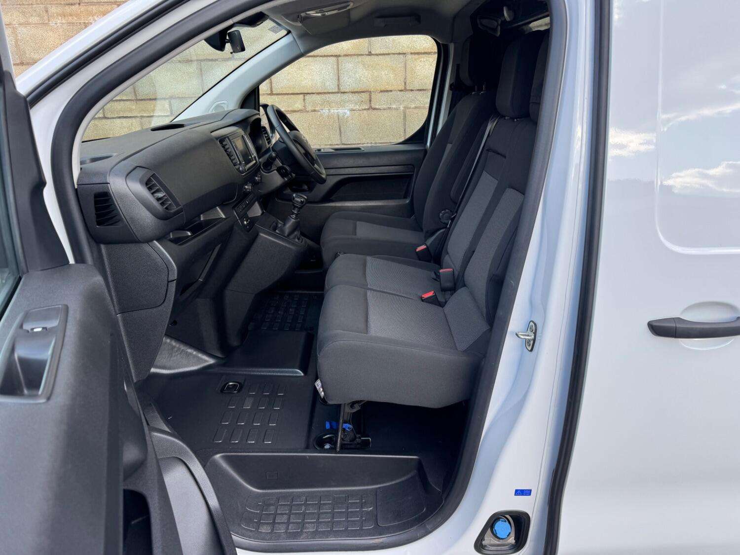 2024 TOYOTA PROACE 2024 TOYOTA PROACE