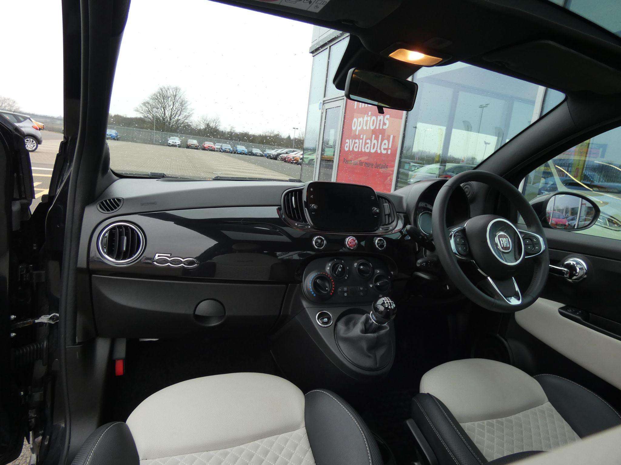 2021 FIAT 500 2021 FIAT 500