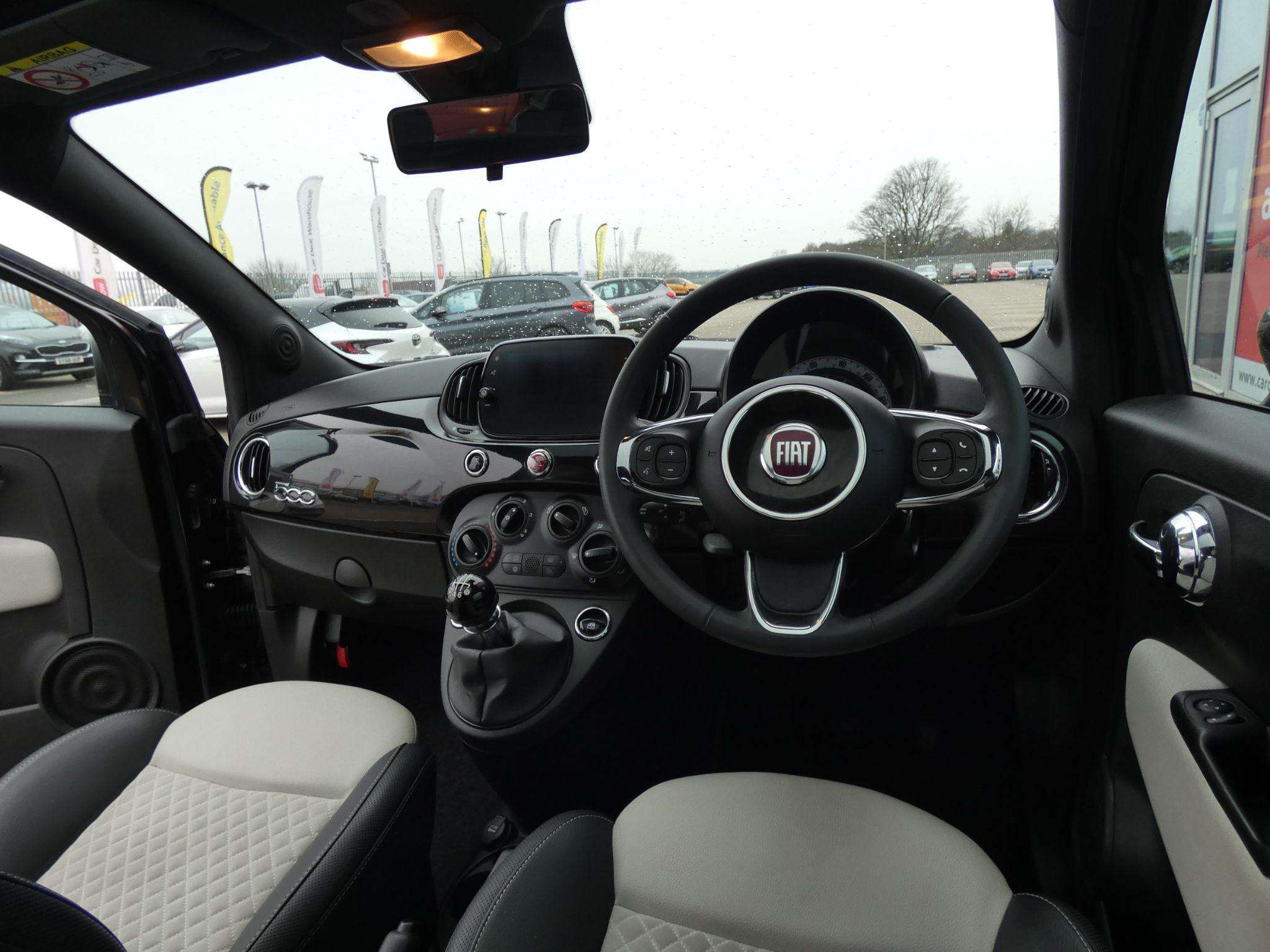 2021 FIAT 500 2021 FIAT 500
