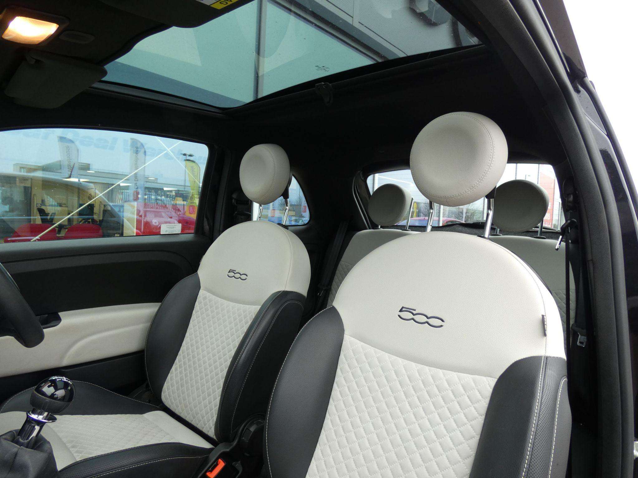 2021 FIAT 500 2021 FIAT 500