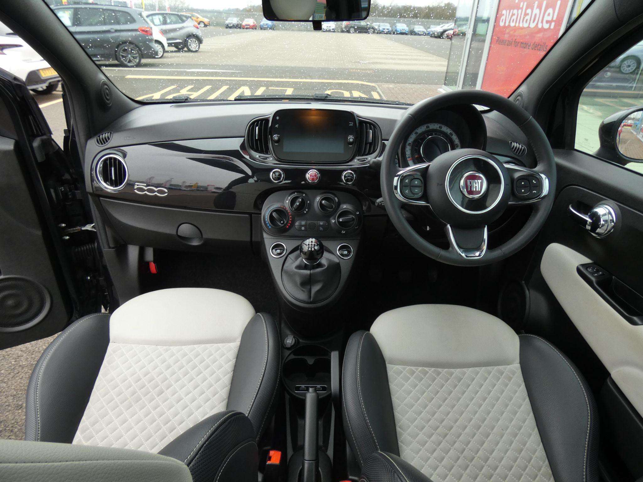 2021 FIAT 500 2021 FIAT 500