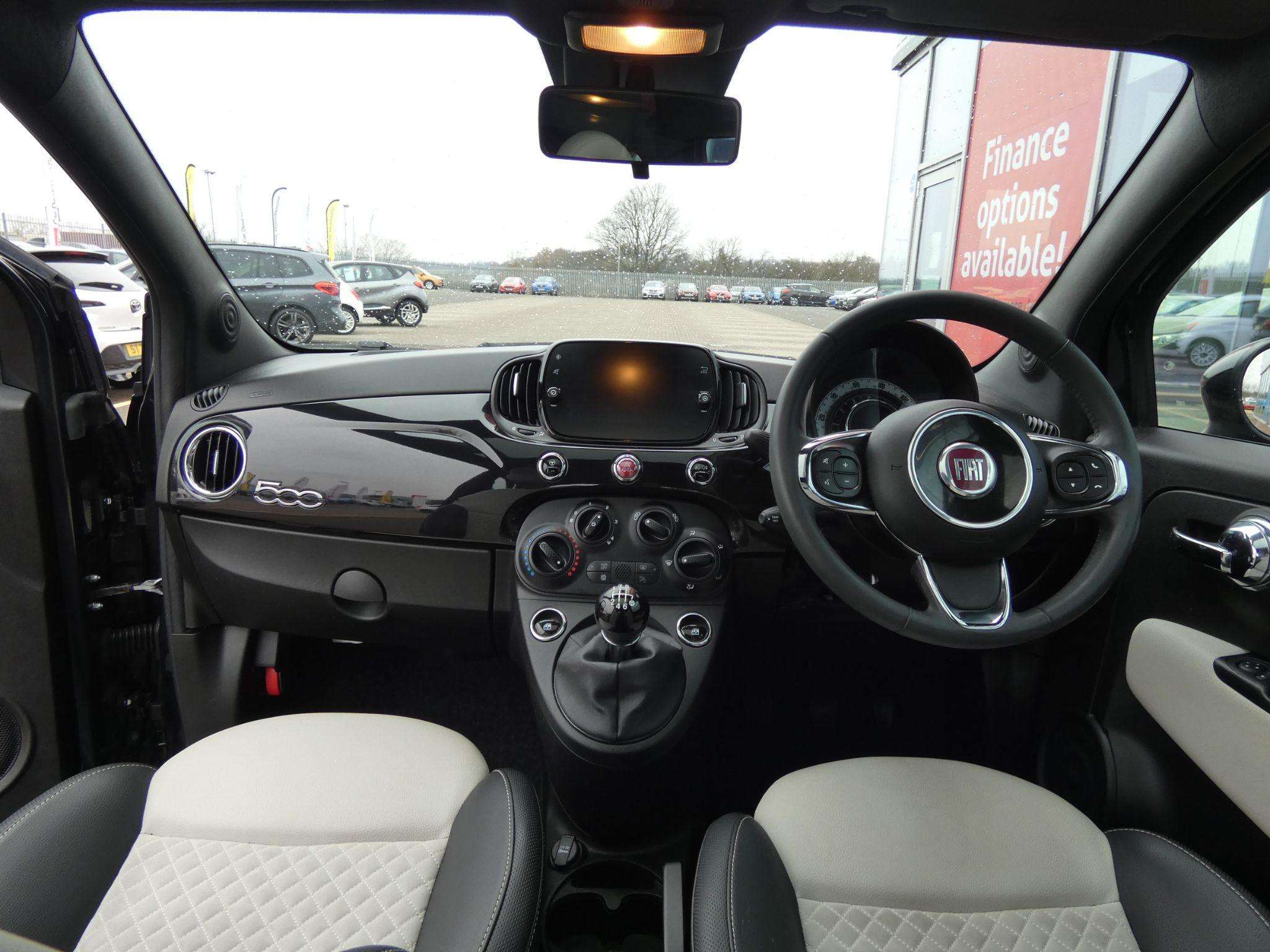 2021 FIAT 500 2021 FIAT 500