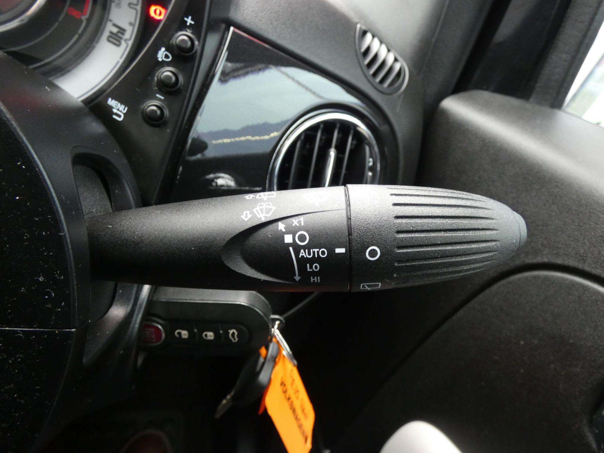 2021 FIAT 500 2021 FIAT 500