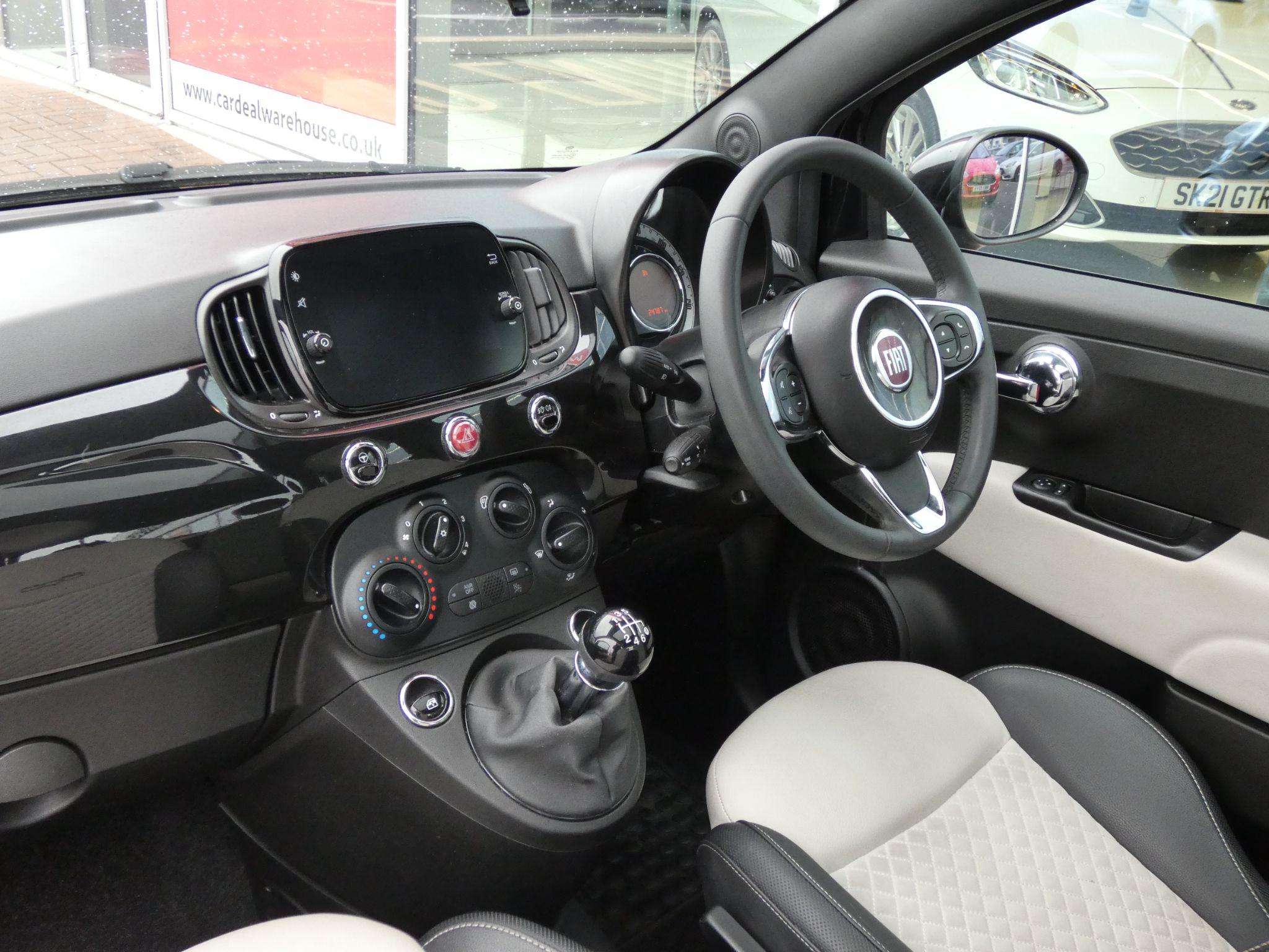 2021 FIAT 500 2021 FIAT 500