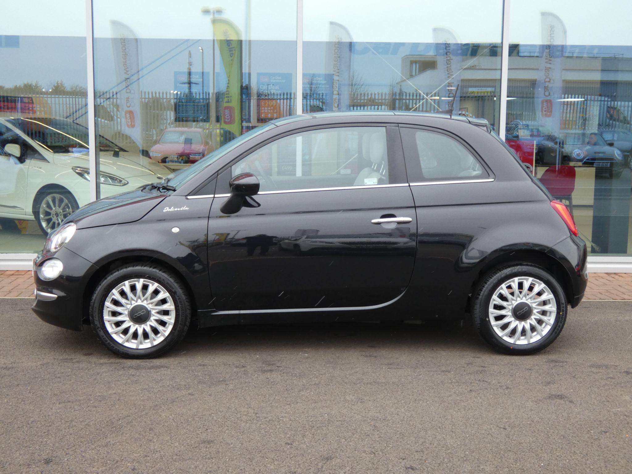 2021 FIAT 500 2021 FIAT 500