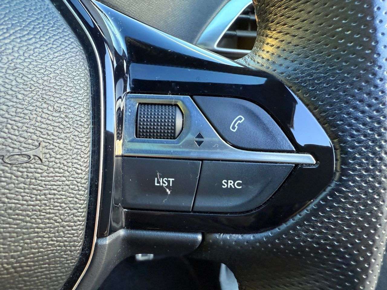 2019 PEUGEOT 3008 2019 PEUGEOT 3008