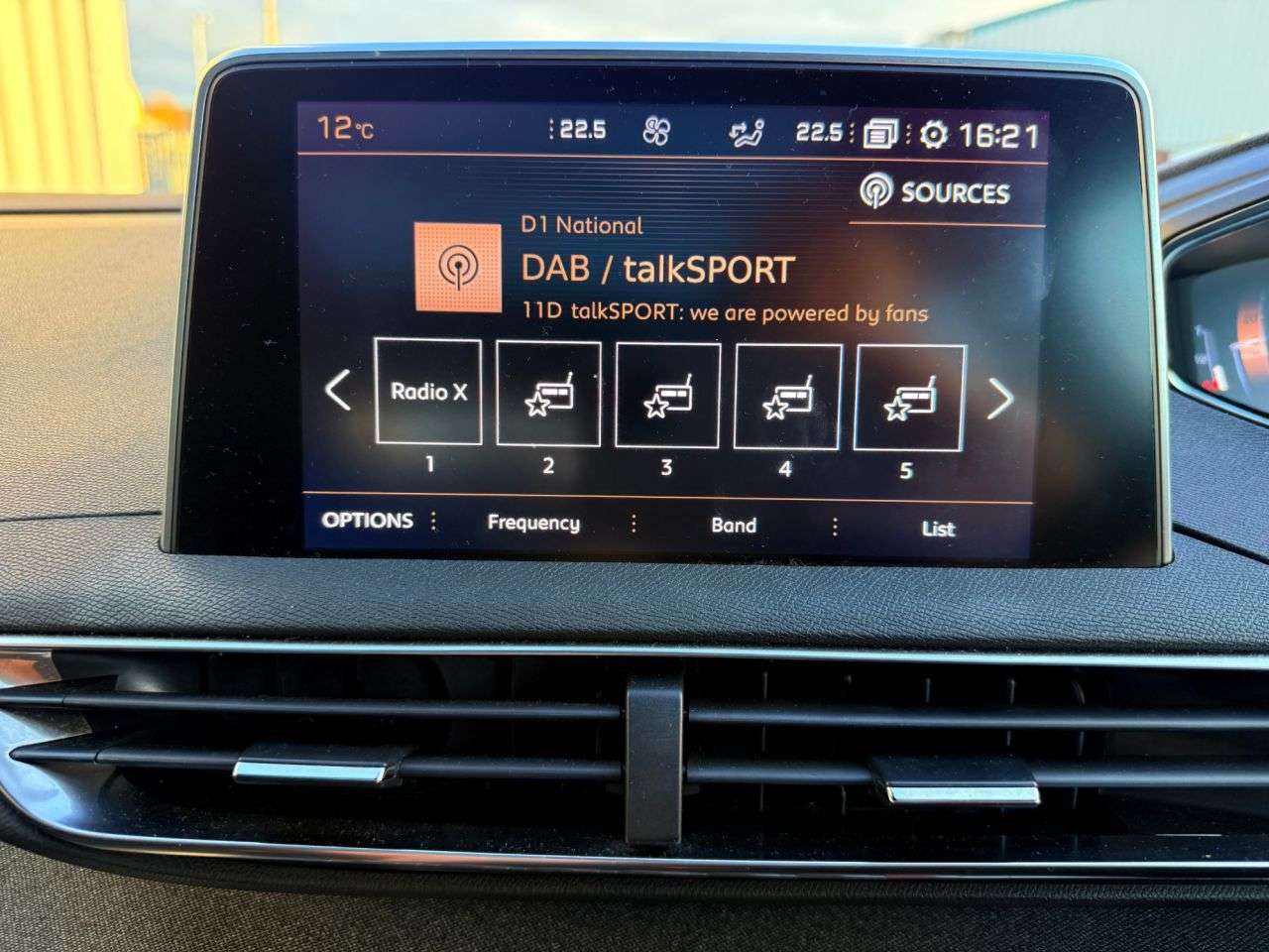 2019 PEUGEOT 3008 2019 PEUGEOT 3008