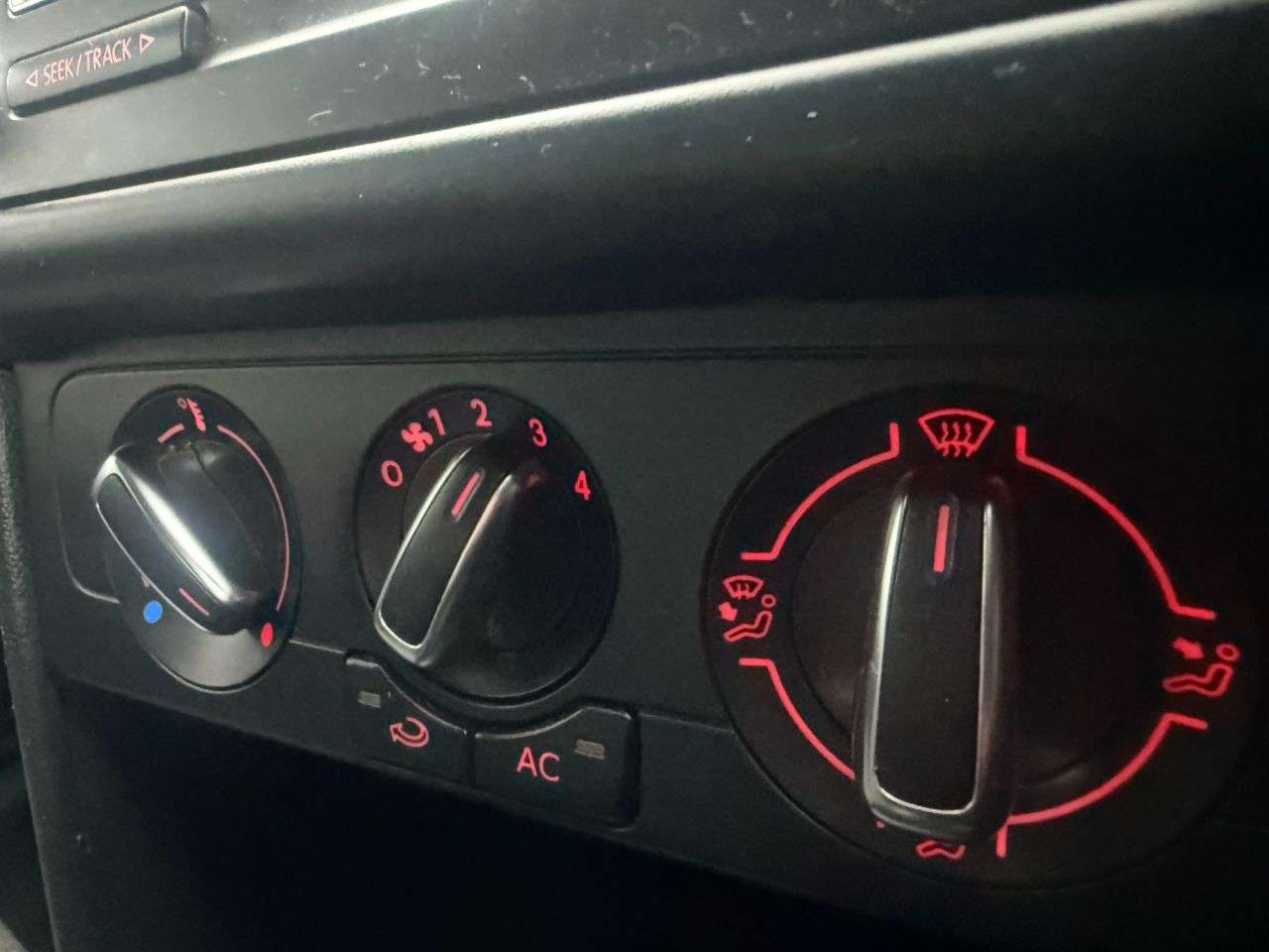 2013 VOLKSWAGEN POLO 2013 VOLKSWAGEN POLO