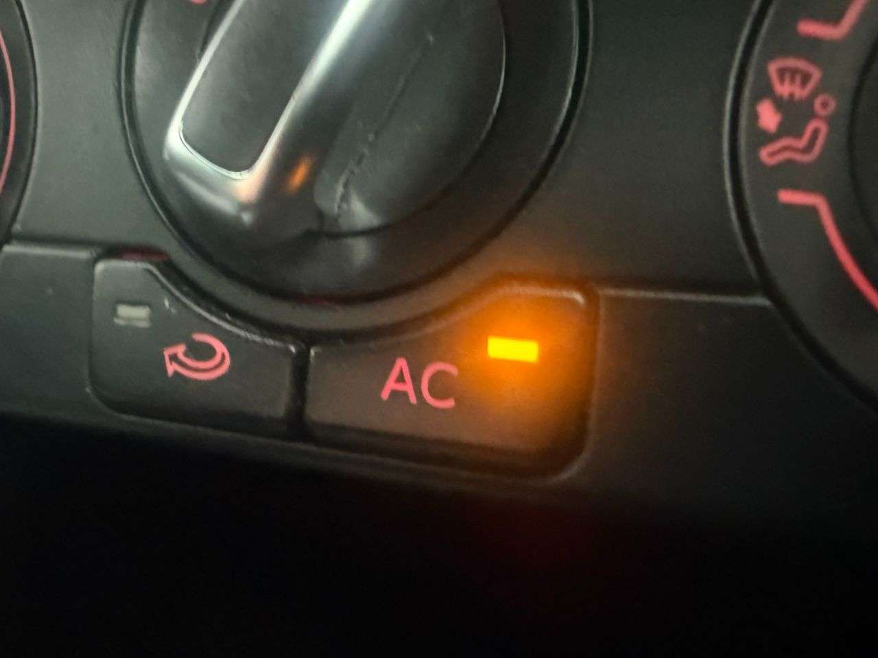 2013 VOLKSWAGEN POLO 2013 VOLKSWAGEN POLO