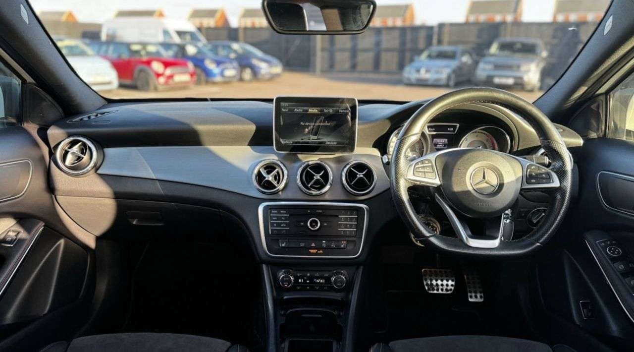2016 MERCEDES-BENZ GLA 2016 MERCEDES-BENZ GLA