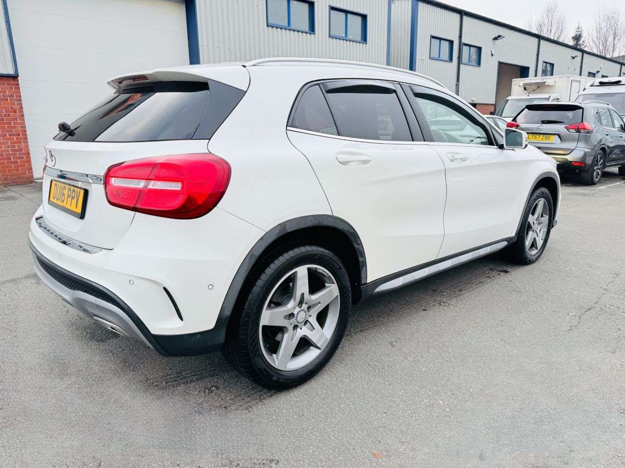 A 2016 MERCEDES-BENZ GLA 2.1 GLA200d AMG Line (Premium) SUV 5dr Diesel 7G-DCT Euro 6 (s/s) (136 ps) A 2016 MERCEDES-BENZ GLA 2.1 GLA200d AMG Line (Premium) SUV 5dr Diesel 7G-DCT Euro 6 (s/s) (136 ps)