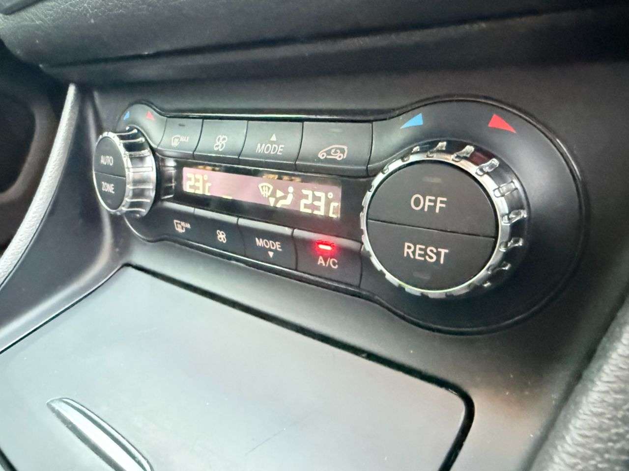 2016 MERCEDES-BENZ GLA 2016 MERCEDES-BENZ GLA
