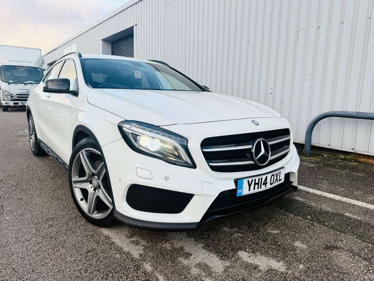 A 2014 MERCEDES-BENZ GLA 2.1 GLA220 CDI AMG Line SUV 5dr Diesel 7G-DCT 4MATIC Euro 6 (s/s) (170 ps) A 2014 MERCEDES-BENZ GLA 2.1 GLA220 CDI AMG Line SUV 5dr Diesel 7G-DCT 4MATIC Euro 6 (s/s) (170 ps)