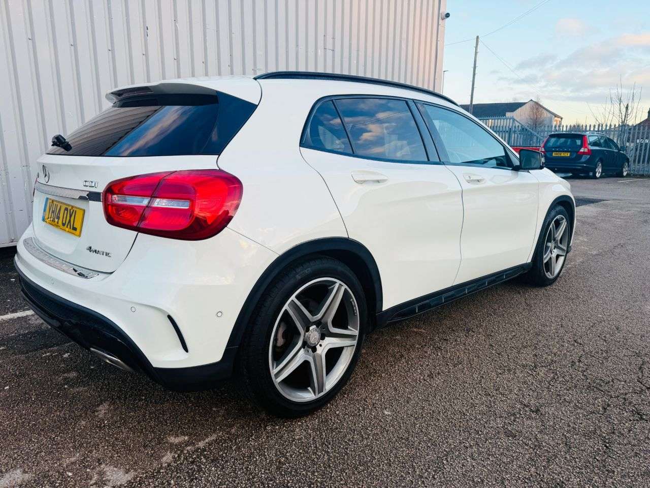 A 2014 MERCEDES-BENZ GLA 2.1 GLA220 CDI AMG Line SUV 5dr Diesel 7G-DCT 4MATIC Euro 6 (s/s) (170 ps) A 2014 MERCEDES-BENZ GLA 2.1 GLA220 CDI AMG Line SUV 5dr Diesel 7G-DCT 4MATIC Euro 6 (s/s) (170 ps)